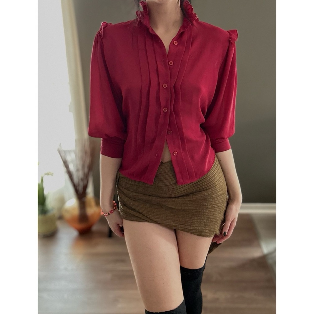 Red puff sleeve blouse